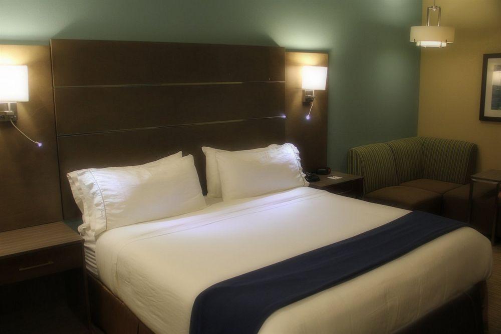 Holiday Inn Express And Suites Schulenburg By Ihg Exteriér fotografie